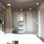 酒店 Bcn代斯特内轩酒店 - 大学房 *