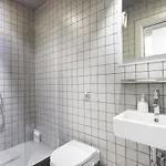 Bcn代斯特内轩酒店 - 大学房 巴塞罗那