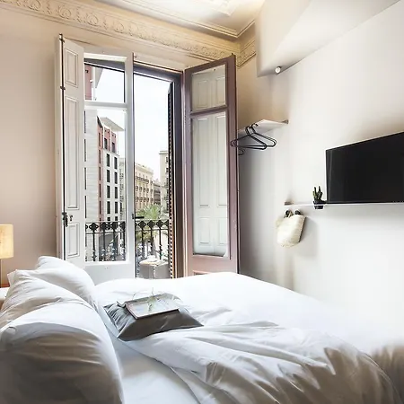 Destinationbcn - Universitat Szálloda Barcelona
