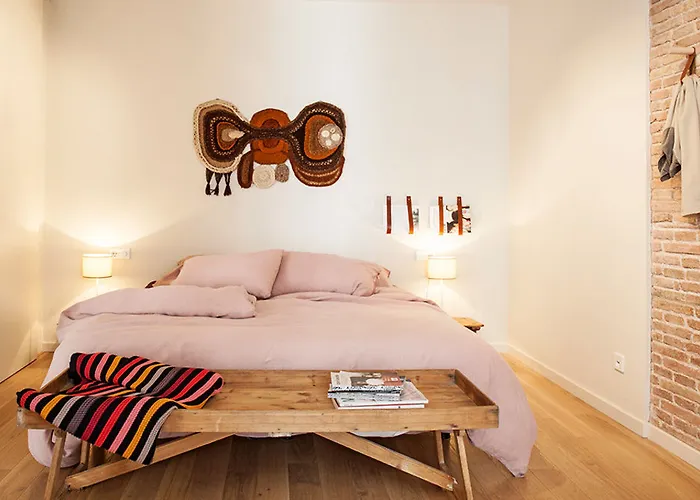 Hotel Destinationbcn - Universitat Barcelona