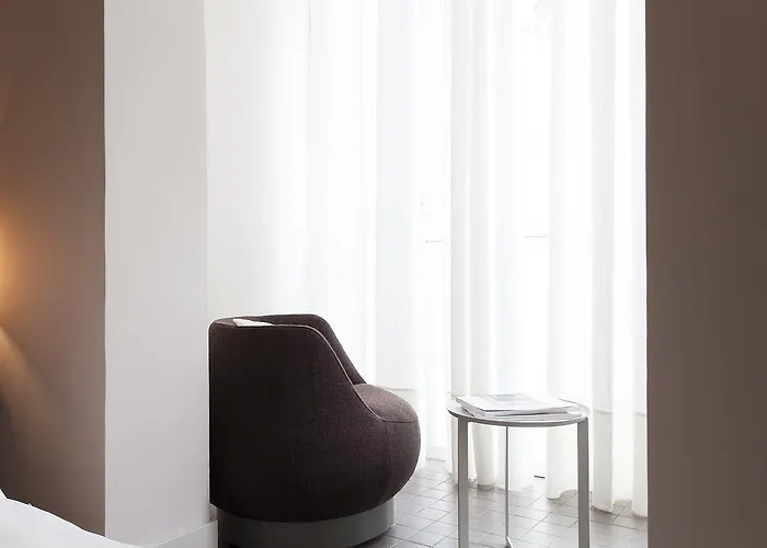 Hotel Destinationbcn - Universitat