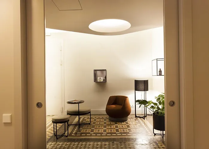 Destinationbcn - Universitat Hotel *