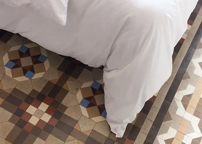 Destinationbcn - Universitat Hotel *