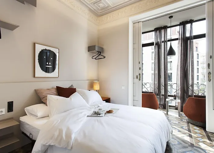 Destinationbcn - Universitat Hotel *