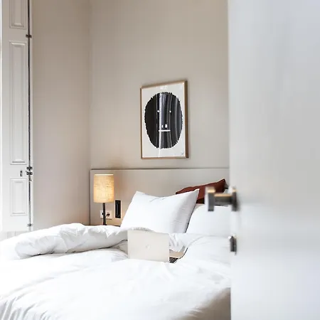 Destinationbcn - Universitat Hotel *