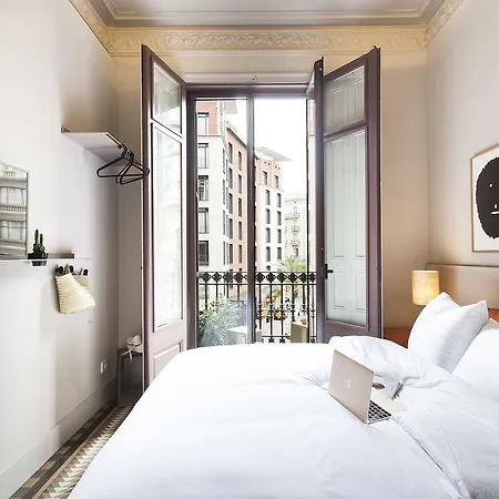 Destinationbcn - Universitat Hotel