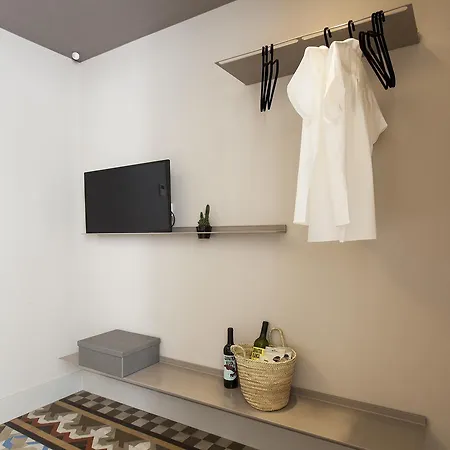 Destinationbcn - Universitat * Barcelona